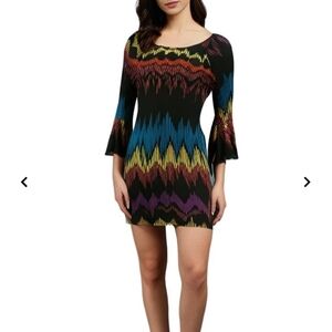 Emma G Colorful Bell Sleeve Tunic Top size Medium
